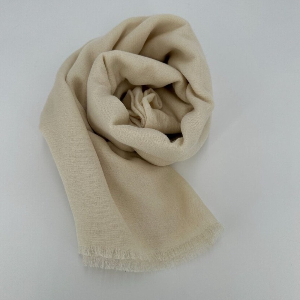 Quince Featherweight Silk-Cashmere Frayed Edge Scarf in Ivory 28"x78" NWOT